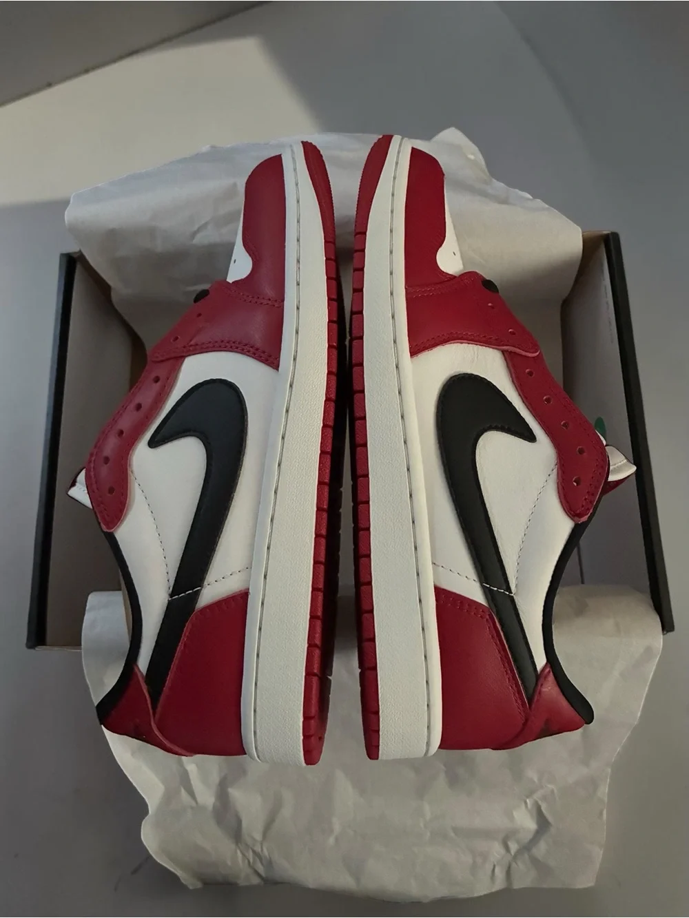 Nike Air Jordan 1 Retro Low OG Varsity Red Black Summit White Men’s Size 10 NEW